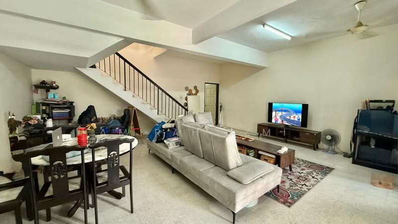 2-storey Terraced House for Sale in Seksyen 11 (Shah Alam) - Amirah Azmi - PropertyGuru.com.my