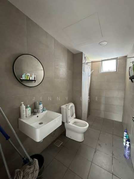 Kondominium untuk Disewa di Riana South - Jenny Lee - Bathroom - PropertyGuru.com.my