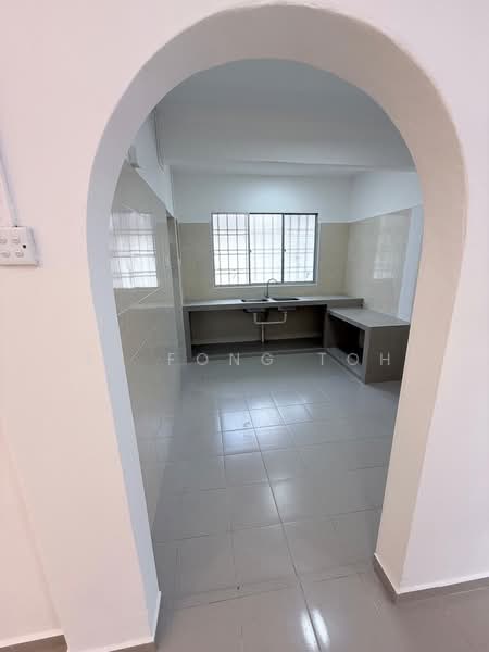 Rumah Teres 2-Tingkat untuk Dijual di Taman Sri Pulai Perdana (Skudai) - Ee Fong Toh - Kitchen - PropertyGuru.com.my