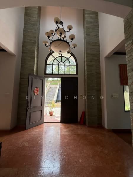 Bungalow House untuk Dijual di Nilai (Negeri Sembilan) - King Chong - Entrance - PropertyGuru.com.my