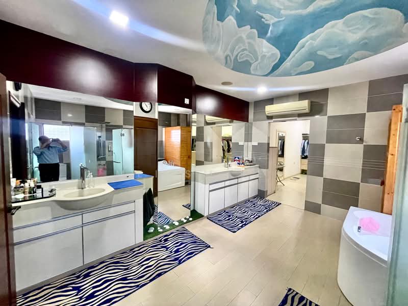 Rumah Banglo untuk Dijual di Taman Cheras (Cheras) - Mei SM Lee - Taman Cheras, Cheras Bathroom - PropertyGuru.com.my