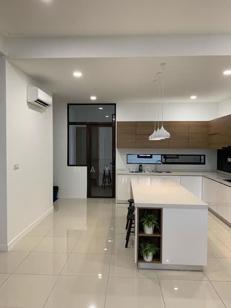 Kondominium untuk Disewa di Logan Residency (Logan Mansion) - Max Ng - Kitchen - PropertyGuru.com.my