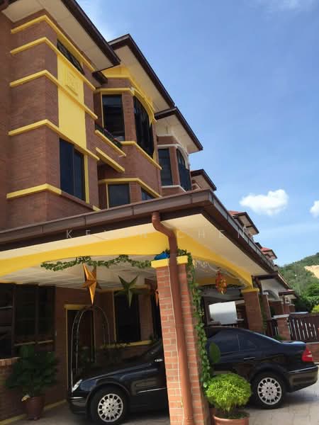 Semi-Detached House for Sale in Taman Vista Mutiara (Bandar Sungai Long) - Kevin Chen - Exterior - PropertyGuru.com.my