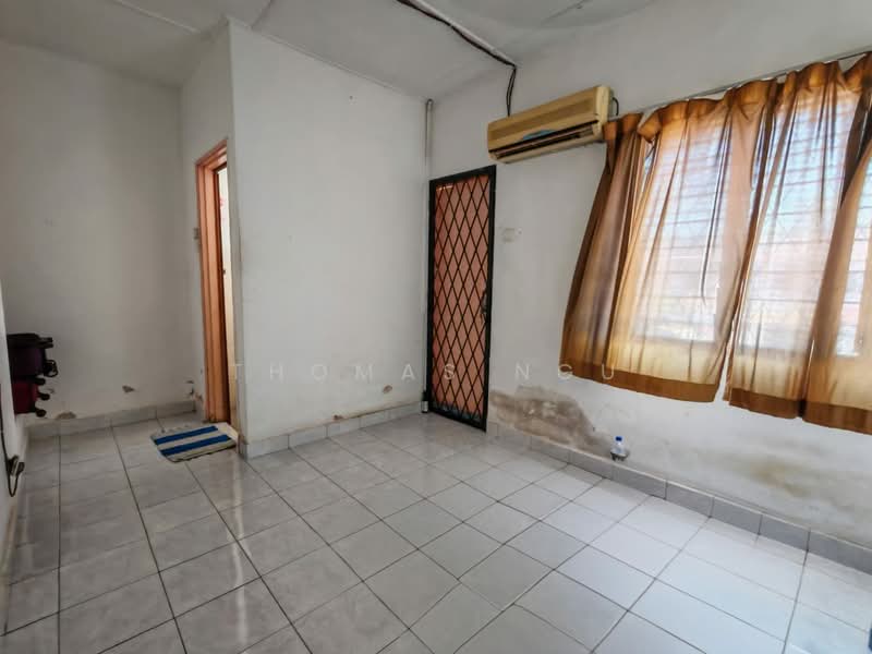 2-storey Terraced House for Rent in SS19 (Subang Jaya) - Thomas Ngu - Interior - PropertyGuru.com.my
