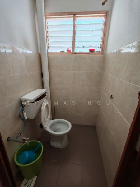 2-storey Terraced House for Rent in SS19 (Subang Jaya) - Thomas Ngu - Bathroom - PropertyGuru.com.my