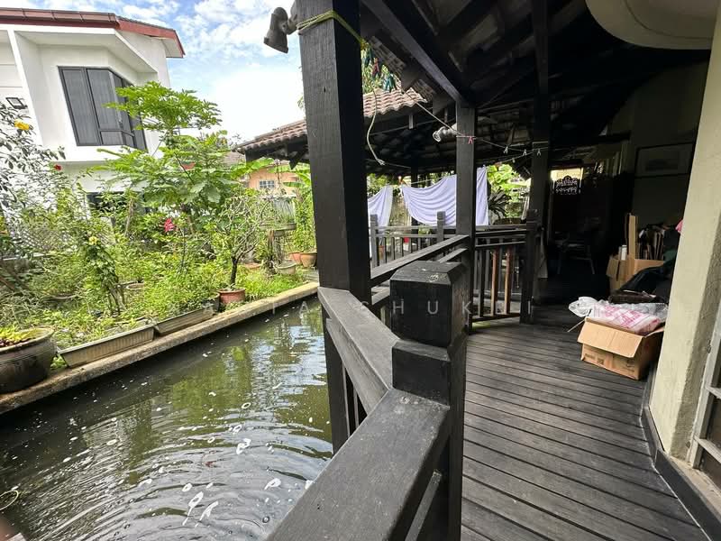 Semi-Detached House for Sale in Seksyen 9 (Shah Alam) - Nadia Shukri - Exterior - PropertyGuru.com.my