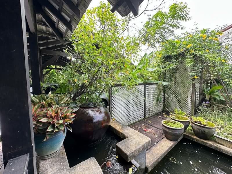 Semi-Detached House for Sale in Seksyen 9 (Shah Alam) - Nadia Shukri - Garden - PropertyGuru.com.my