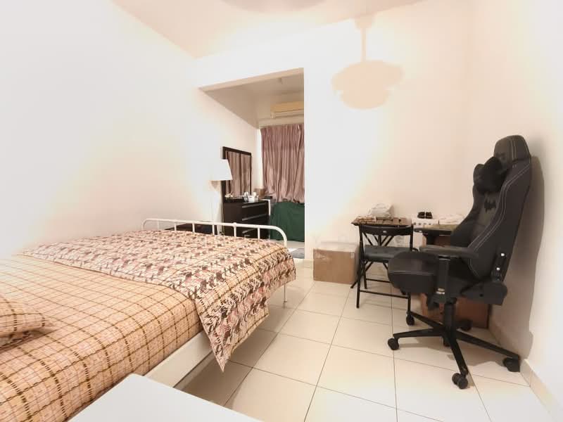 Condominium for Sale at Horizon Hills - Daniel Yong - Bedroom - PropertyGuru.com.my