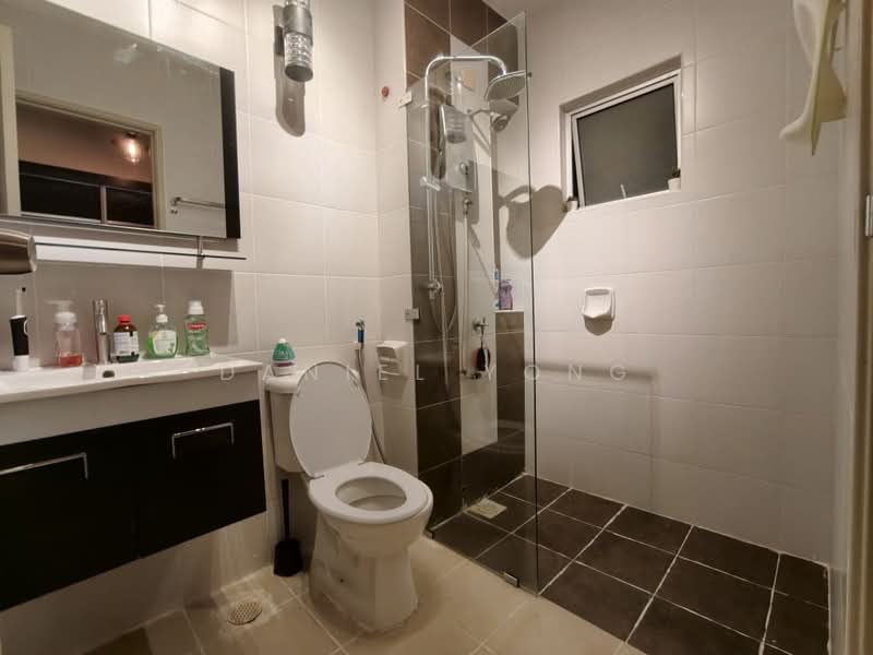 Condominium for Sale at Horizon Hills - Daniel Yong - Bathroom - PropertyGuru.com.my