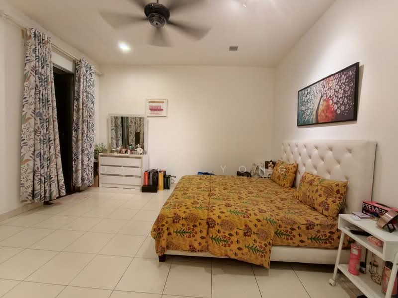 Condominium for Sale at Horizon Hills - Daniel Yong - Bedroom - PropertyGuru.com.my