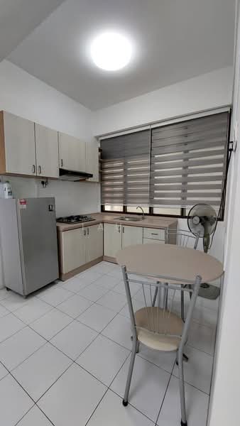 Pangsapuri untuk Disewa di Taman Jubilee Phase 5 - LAU . - Kitchen - PropertyGuru.com.my