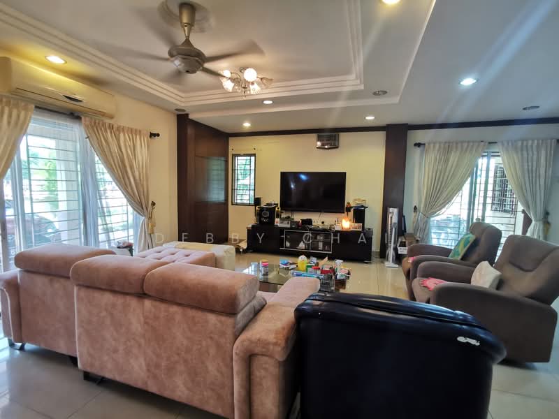 Rumah Teres 2-Tingkat untuk Dijual di Taman Putra Prima (Puchong) - Debby Chai - Living Room - PropertyGuru.com.my