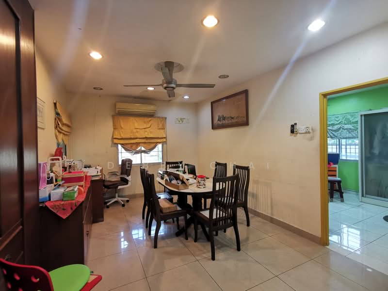 Rumah Teres 2-Tingkat untuk Dijual di Taman Putra Prima (Puchong) - Debby Chai - Dining Room - PropertyGuru.com.my