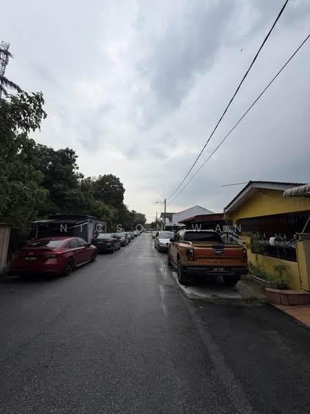 1-storey Terraced House for Sale in Bandar Sri Damansara (Selangor) - Nicson Wan - Exterior - PropertyGuru.com.my