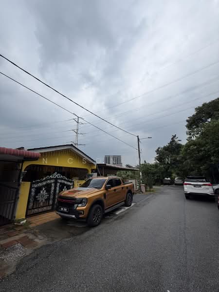 1-storey Terraced House for Sale in Bandar Sri Damansara (Selangor) - Nicson Wan - Exterior - PropertyGuru.com.my