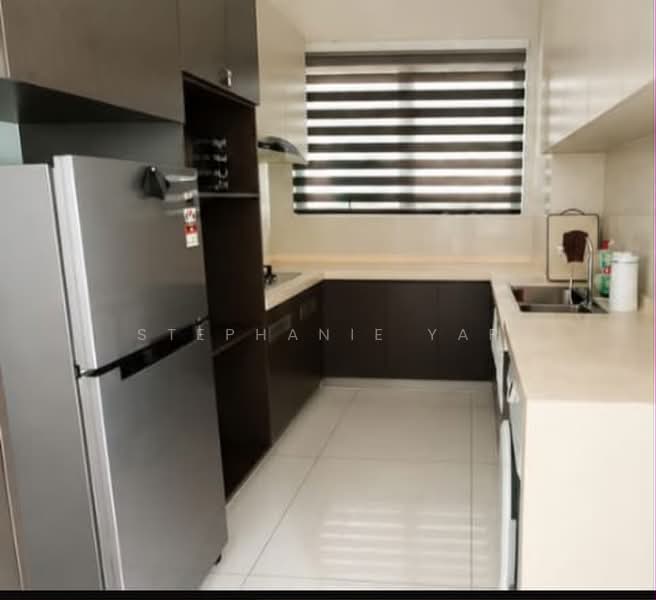 Condominium for Rent at Kings Bay @ Country Garden Danga Bay - Stephanie Yap - Kitchen - PropertyGuru.com.my