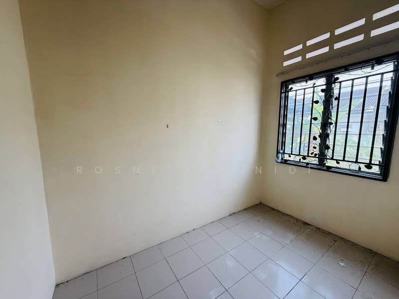 Rumah Teres 1-Tingkat untuk Dijual di Bandar Baru Salak Tinggi (Sepang) - Rosniza Tanidi - Interior - PropertyGuru.com.my