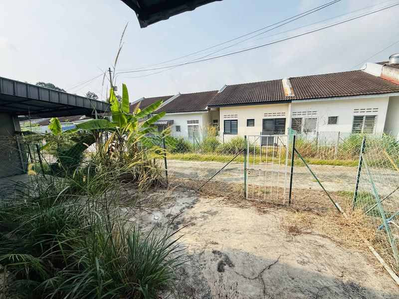 Rumah Teres 1-Tingkat untuk Dijual di Bandar Baru Salak Tinggi (Sepang) - Rosniza Tanidi - Exterior - PropertyGuru.com.my