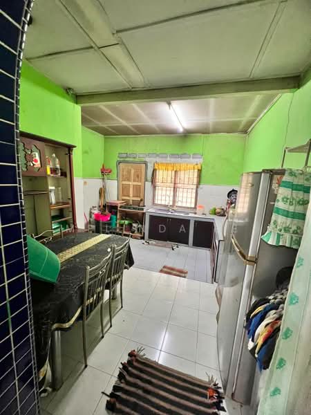 Rumah Teres 1-Tingkat untuk Dijual di Taman Universiti (Skudai) - Melinda Ee - Kitchen - PropertyGuru.com.my