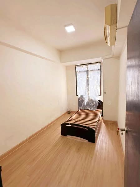 Kondominium untuk Dijual di Midlands Condo - Jinelle Ong - Bedroom - PropertyGuru.com.my