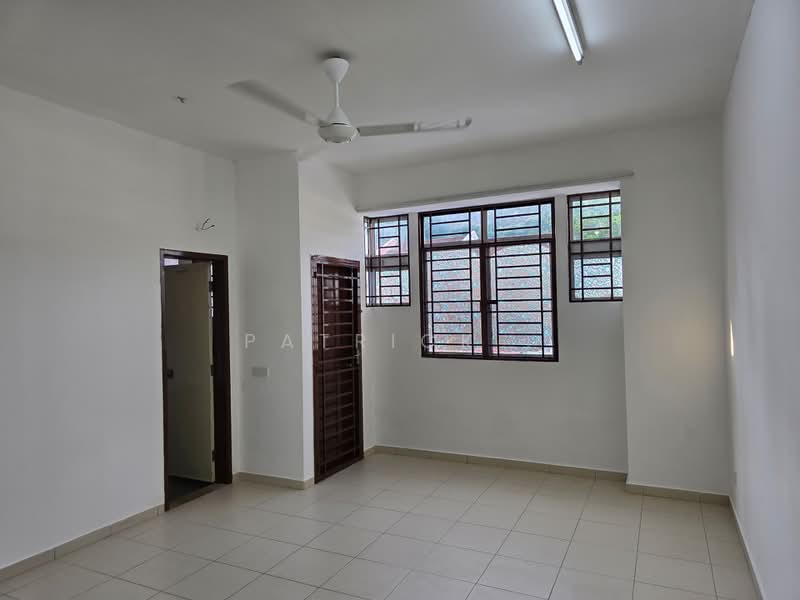 Rumah Berkembar untuk Disewa di Relau (Sungai Ara) - Patrick . - Living Room - PropertyGuru.com.my