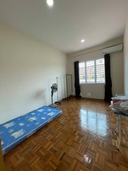 2-storey Terraced House for Rent in Kota Samarahan (Sarawak) - Leon Tan - Bedroom - PropertyGuru.com.my