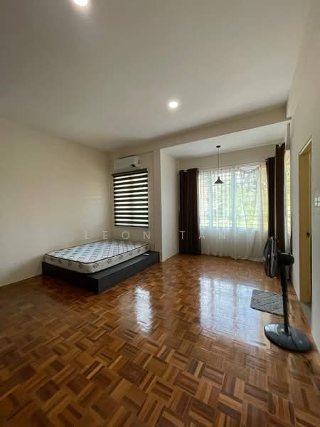 2-storey Terraced House for Rent in Kota Samarahan (Sarawak) - Leon Tan - Bedroom - PropertyGuru.com.my