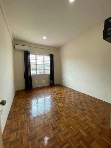 2-storey Terraced House for Rent in Kota Samarahan (Sarawak) - Leon Tan - Bedroom - PropertyGuru.com.my