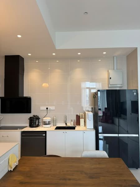 Condominium for Sale at The Maple Residences - Lee KW - Kitchen - PropertyGuru.com.my