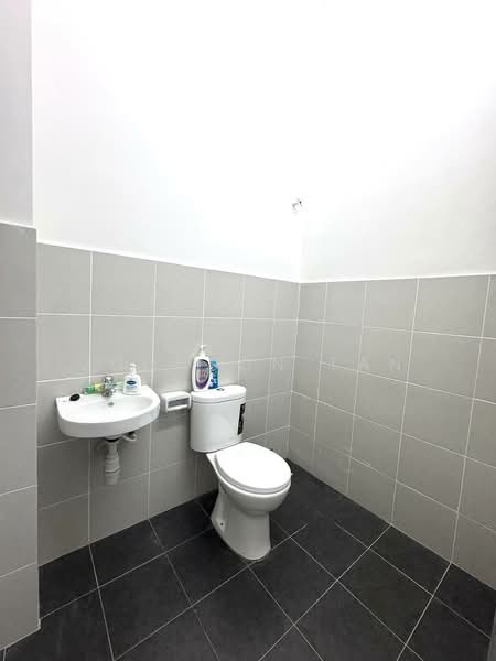 2-storey Terraced House for Sale in Taman Pulai Mutiara (Iskandar Puteri (Nusajaya)) - Johnson Tan - Bathroom - PropertyGuru.com.my