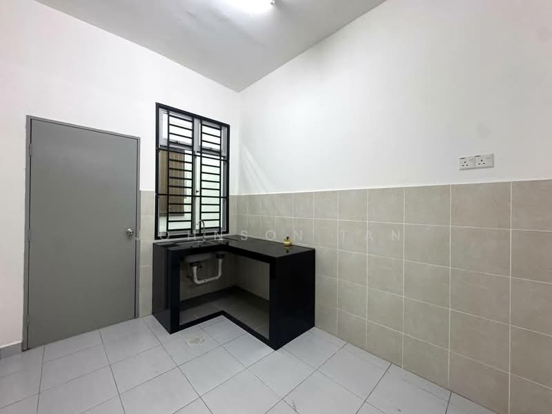 2-storey Terraced House for Sale in Taman Pulai Mutiara (Iskandar Puteri (Nusajaya)) - Johnson Tan - Kitchen - PropertyGuru.com.my