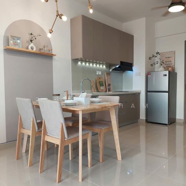 Kediaman Servis untuk Disewa di Baron Residence @ Lake City - Yi Jun Cham - Dining Room - PropertyGuru.com.my