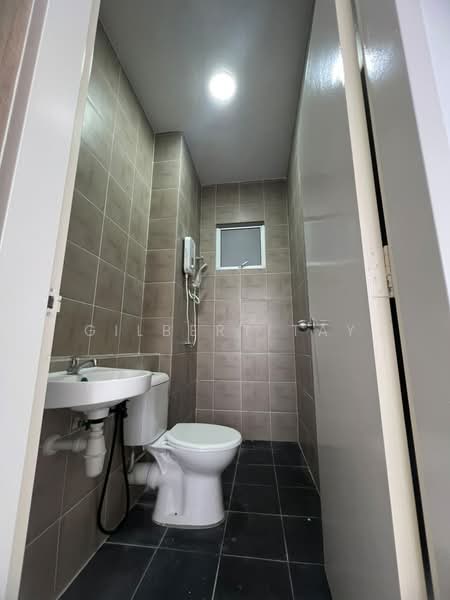 Condominium for Rent at Pangsapuri D'Ruby - Gilbert Tay - Bathroom - PropertyGuru.com.my