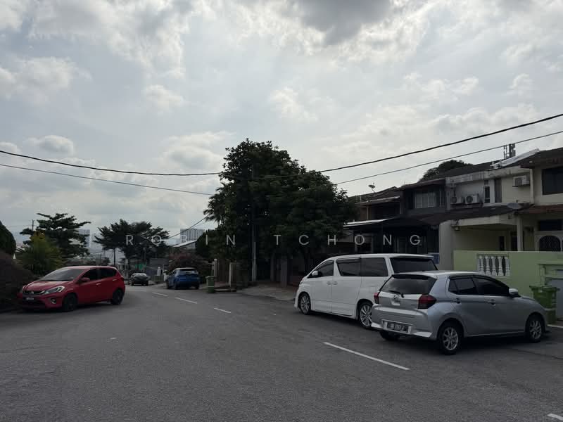 Rumah Teres 2 Tingkat untuk Dijual di Taman Bukit Maluri (Kepong) - Robin Tchong - Exterior - PropertyGuru.com.my