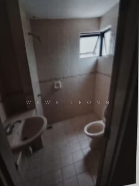 Kondominium untuk Dijual di Pelangi Utama - Wawa Leong - Bathroom - PropertyGuru.com.my