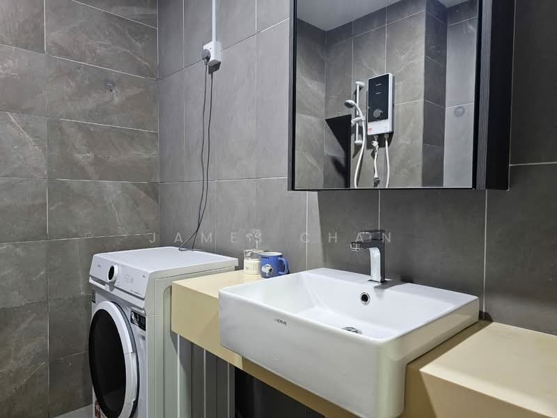 Servis Apartment untuk Disewa di Mossaz @ Empire City - James Chan - Bathroom - PropertyGuru.com.my