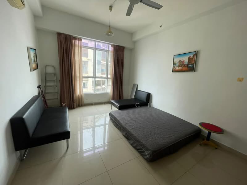 Kediaman Servis untuk Disewa di Windsor Tower - Yi Jun Cham - Living Room - PropertyGuru.com.my