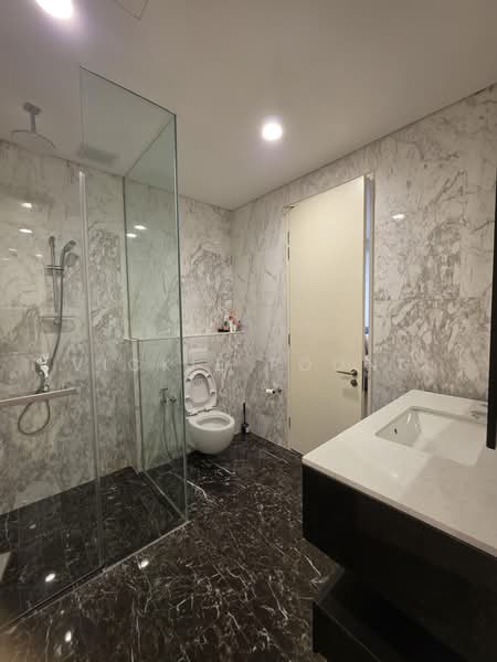 Kediaman Servis untuk Disewa di SO Sofitel Kuala Lumpur Residences - Vickie Foong - Bathroom - PropertyGuru.com.my