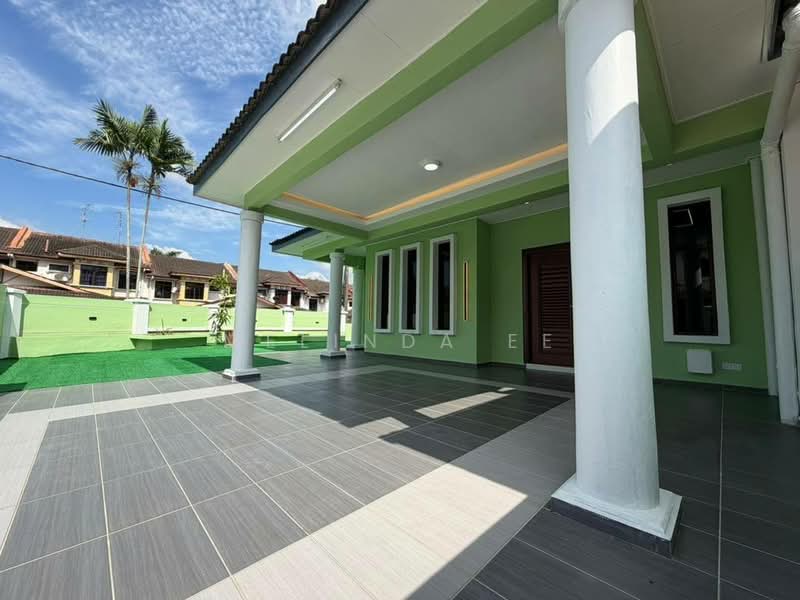Rumah Teres 2-Tingkat untuk Dijual di Bandar Seri Alam (Masai) - Melinda Ee - Exterior - PropertyGuru.com.my