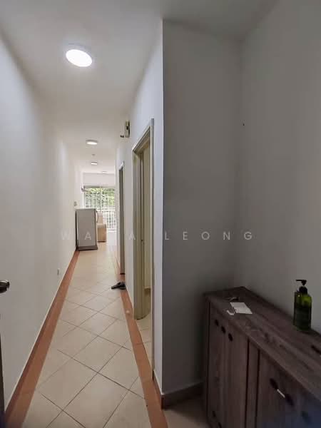 Kondominium untuk Disewa di Perdana Exclusive - Wawa Leong - Corridor - PropertyGuru.com.my