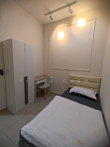 Service Residence for Rent at D'Cosmos Residences - Yi Jun Cham - Bedroom - PropertyGuru.com.my