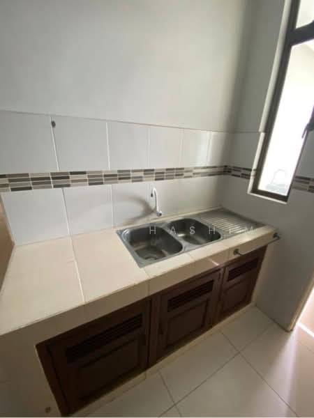Kondominium untuk Dijual di Kristal View - Asma Hashim - Kitchen - PropertyGuru.com.my