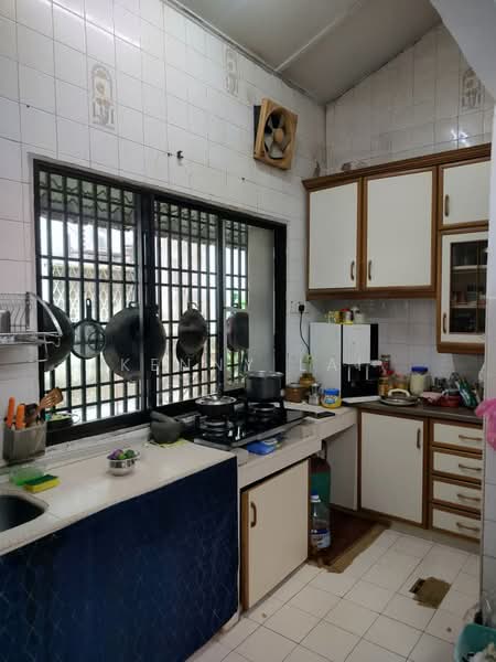Terraced House for Sale in Taman Sri Aman (Cheras) - Kenny Lai - Kitchen - PropertyGuru.com.my