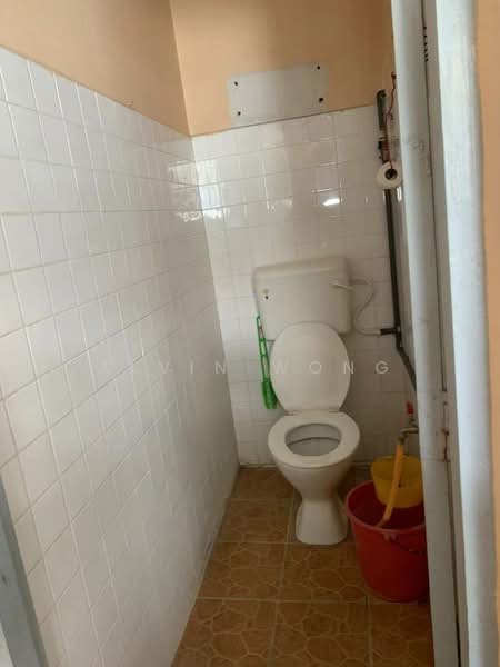 2-storey Terraced House for Rent in Taman Sepakat (Menglembu) - Alvin Wong - Bathroom - PropertyGuru.com.my