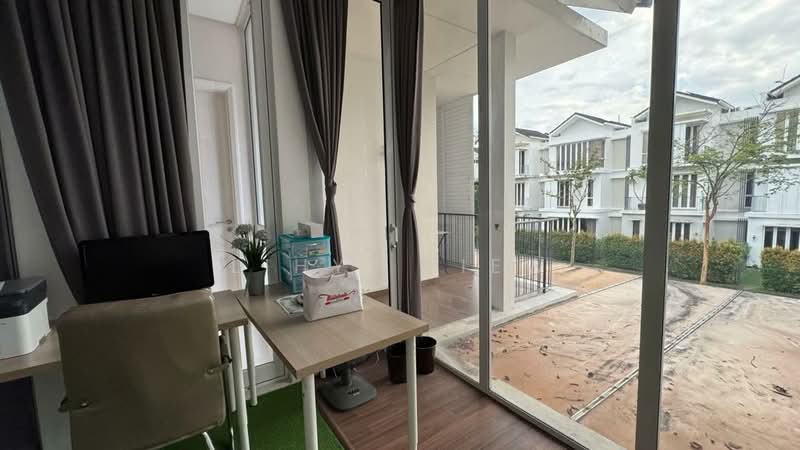 Twin Villa for Sale in Johor Bahru (Johor) - Lihyi Liew - Study - PropertyGuru.com.my