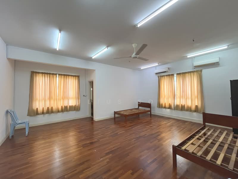 Rumah Teres 3-Tingkat untuk Dijual di Sungai Long (Bandar Sungai Long) - Julius Soo - Bedroom - PropertyGuru.com.my