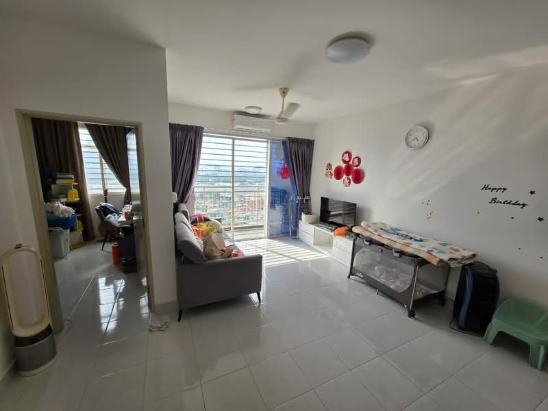 Pangsapuri untuk Dijual di Residensi Pandanmas 2 - Loh KC - Living Room - PropertyGuru.com.my