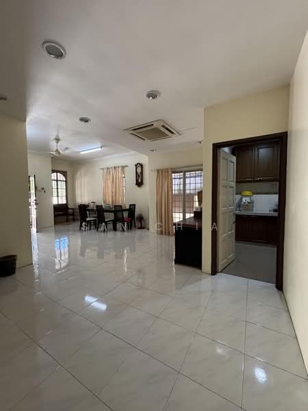 Semi-Detached House for Sale in Kota Kemuning (Shah Alam) - San Chia - Living Room - PropertyGuru.com.my