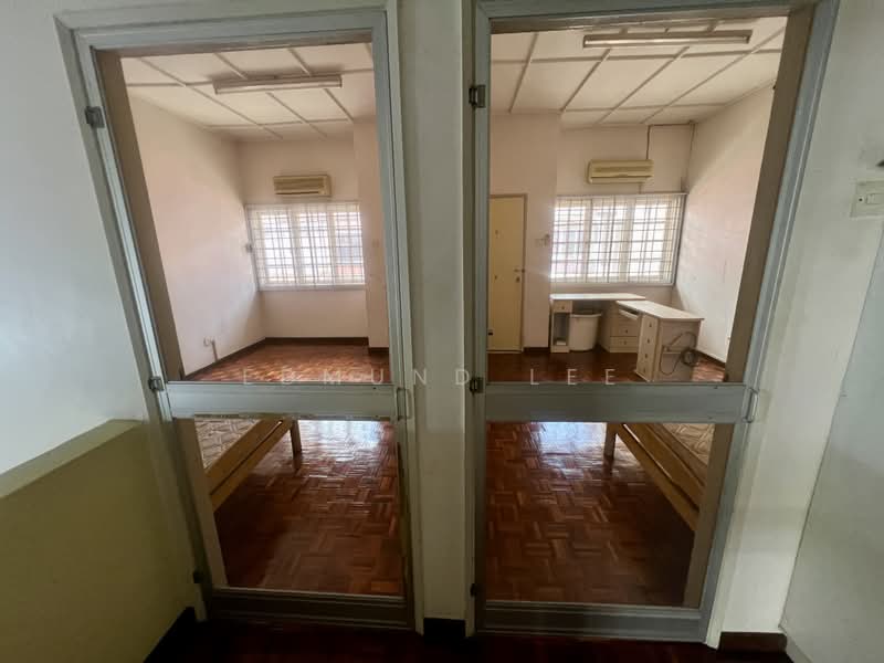 Rumah Teres 2 Tingkat untuk Dijual di SS 23, Taman Sea (Petaling Jaya) - Edmund Lee - PropertyGuru.com.my