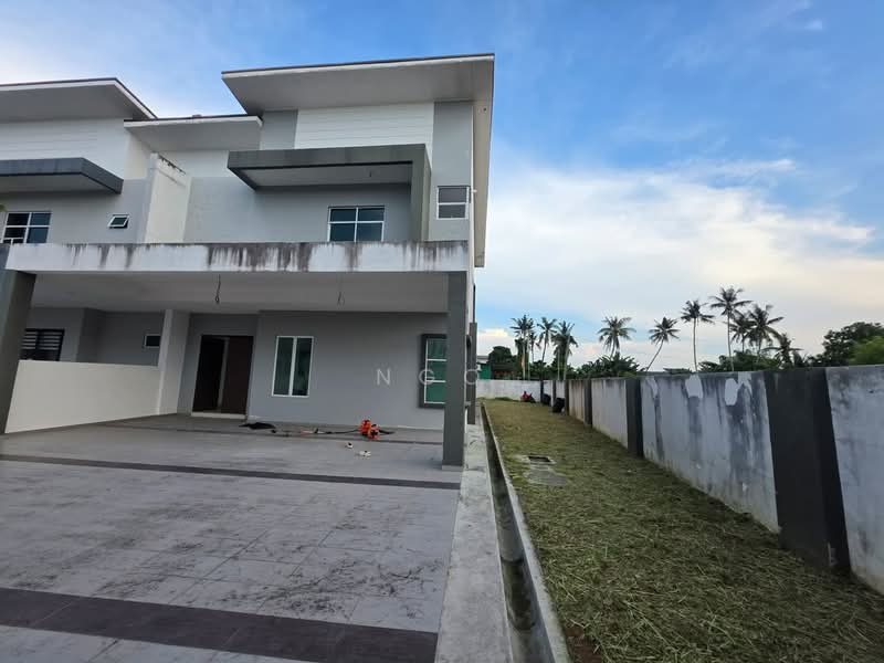 Rumah Berkembar untuk Dijual di Taman Sinar Berlian (Batu Pahat) - NGO - Exterior - PropertyGuru.com.my
